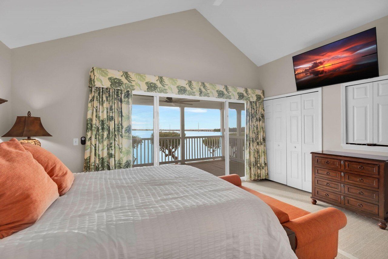 5018 Sunset Village Drive, Unit D-050, Duck, FL 33050 Photo