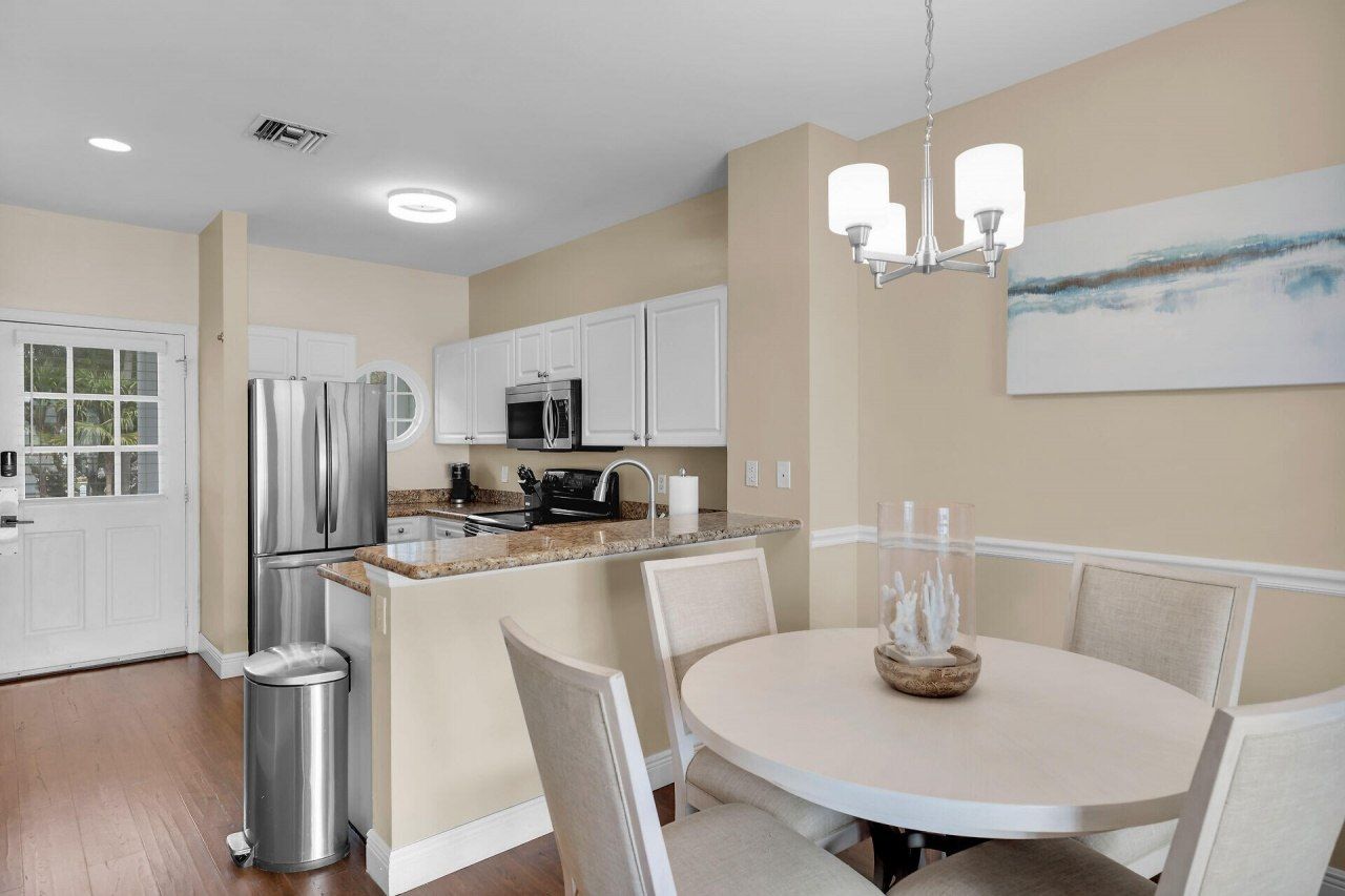 5018 Sunset Village Drive, Unit D-050, Duck, FL 33050 Photo