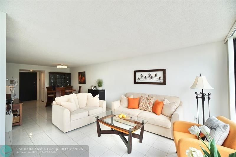 800 Parkview Drive, Unit 524, Hallandale Beach, FL 33009 Photo
