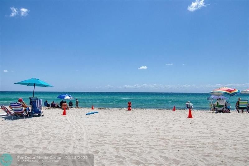 800 Parkview Drive, Unit 524, Hallandale Beach, FL 33009 Photo