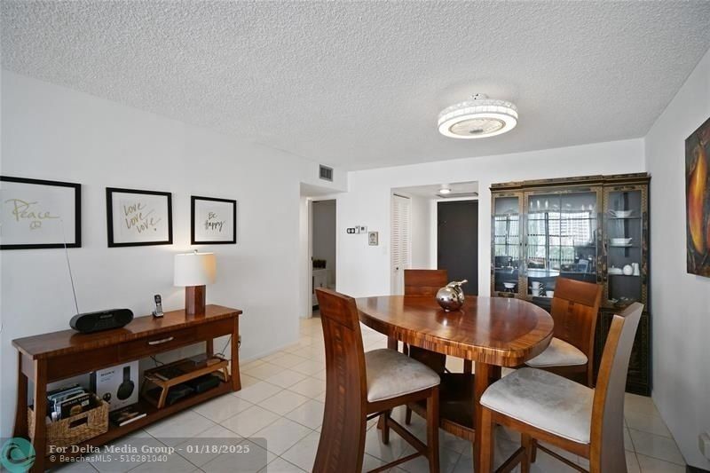 800 Parkview Drive, Unit 524, Hallandale Beach, FL 33009 Photo