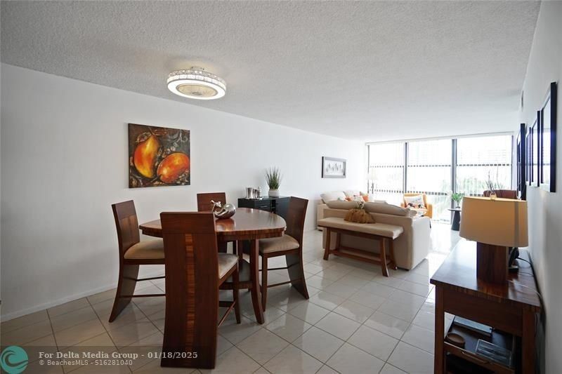800 Parkview Drive, Unit 524, Hallandale Beach, FL 33009 Photo