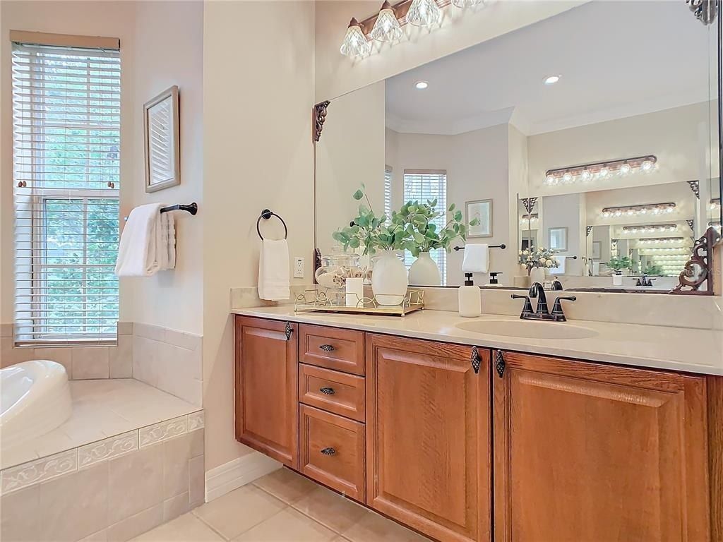 2683 Wyndsor Oaks Way, Winter Haven, FL 33884 Photo