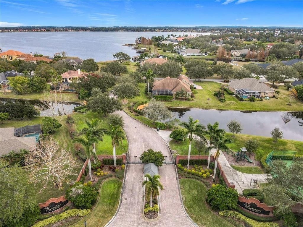 2683 Wyndsor Oaks Way, Winter Haven, FL 33884 Photo