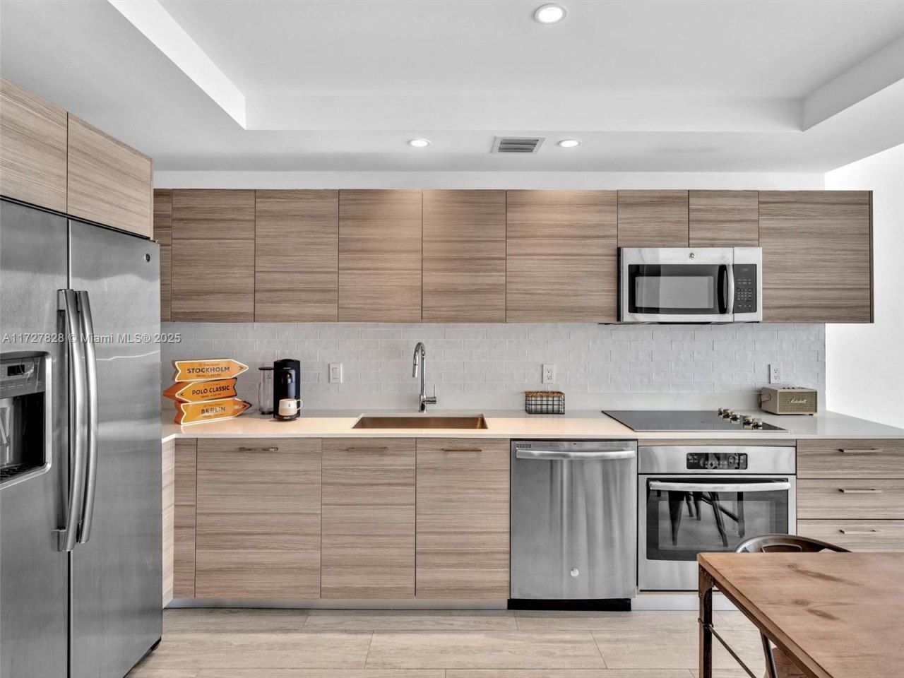 121 NE 34th St, Unit 1005, Miami, FL 33137 Photo