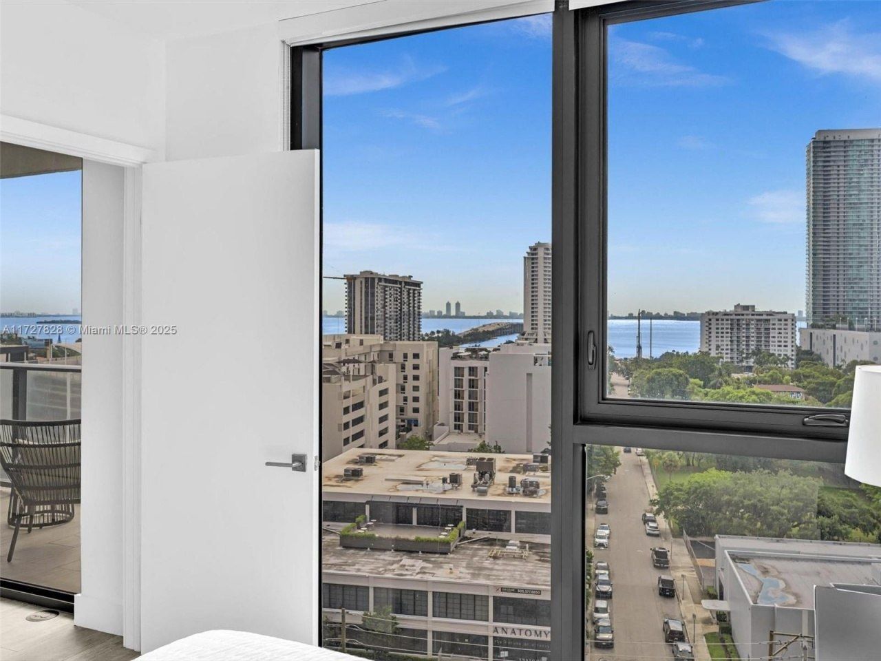 121 NE 34th St, Unit 1005, Miami, FL 33137 Photo