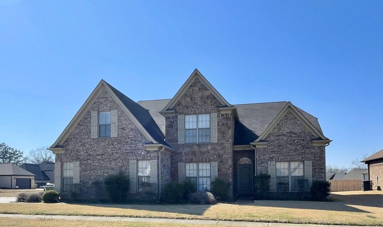 5167 Silver Peak Ln, Unincorporated, TN 38125 Main Photo