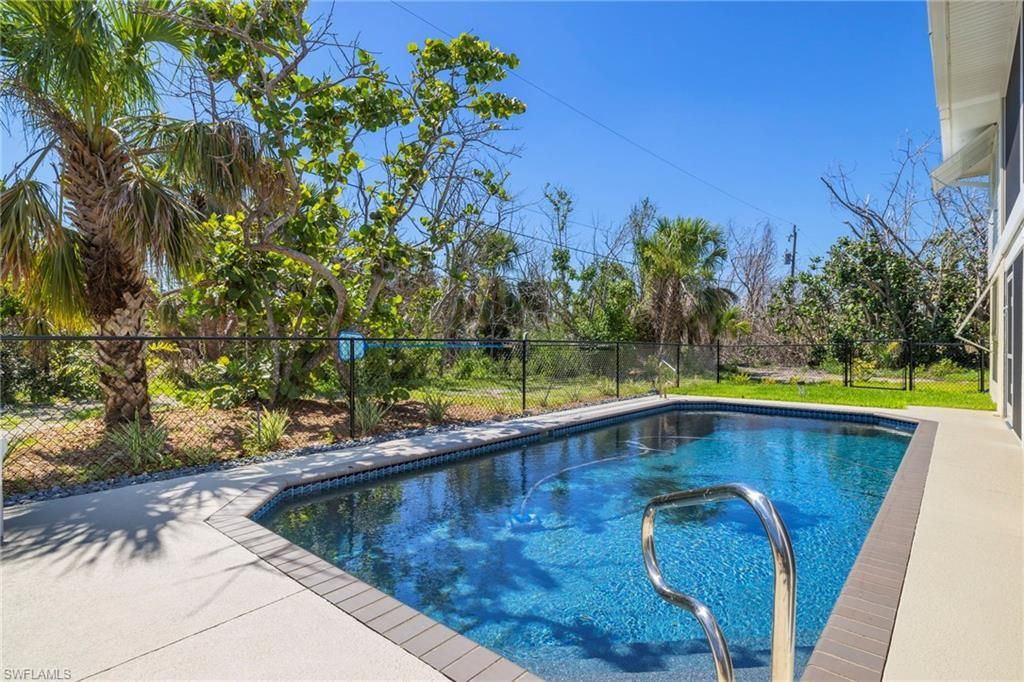 485 Peachtree Rd, Sanibel, FL 33957 Photo