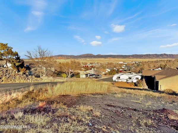 8061 E DUST DEVIL Drive, Unit 5681, Prescott Valley, AZ 86314