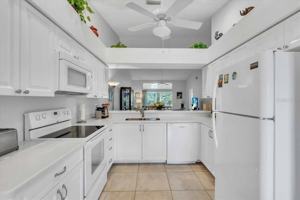 6807 Stone River Road, Unit 204, Bradenton, FL 34203 Photo