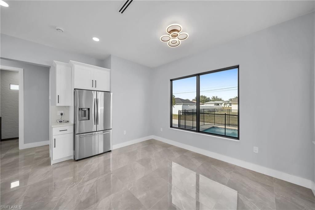 423 NW 6th Ter, Cape Coral, FL 33993 Photo
