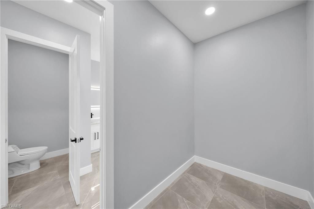 423 NW 6th Ter, Cape Coral, FL 33993 Photo