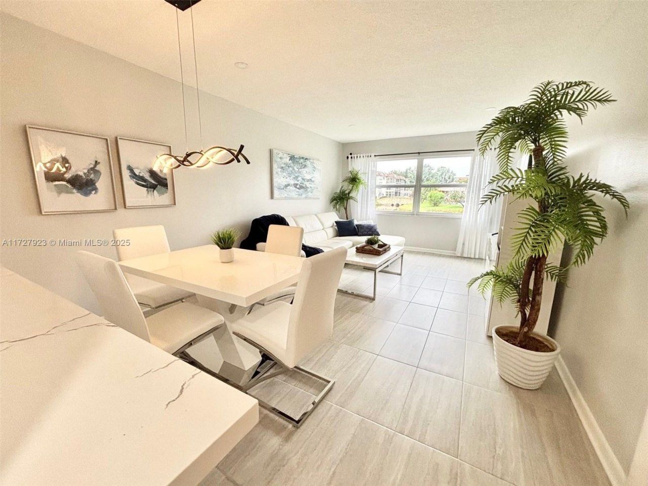 3405 NW 48th Ave, Unit 407, Lauderdale Lakes, FL 33319 Photo