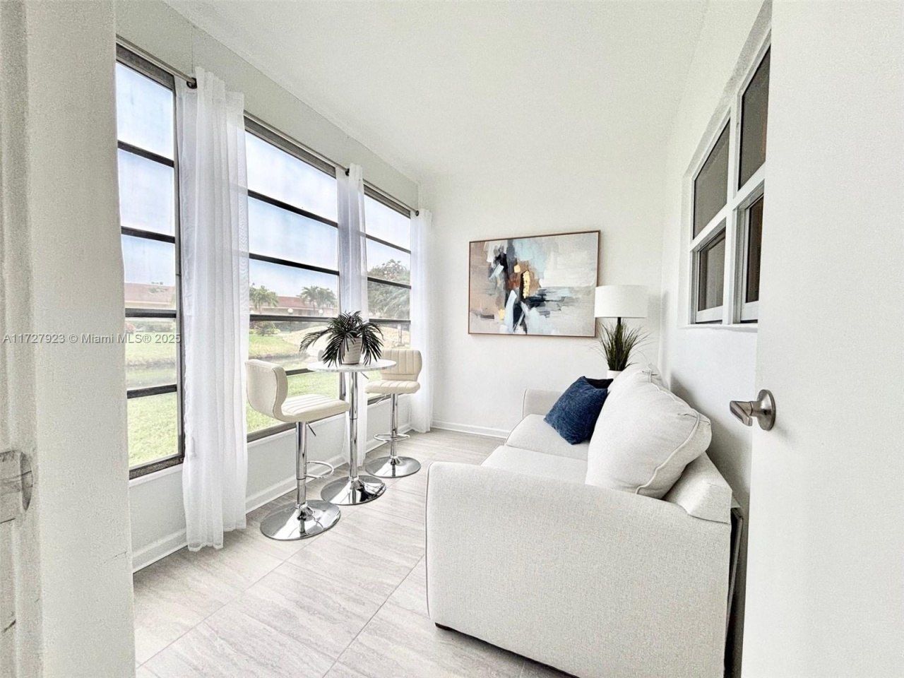 3405 NW 48th Ave, Unit 407, Lauderdale Lakes, FL 33319 Photo