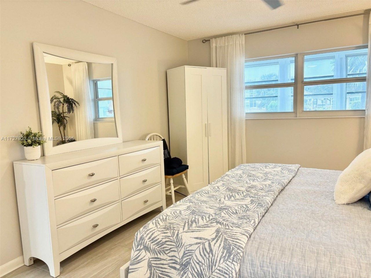 3405 NW 48th Ave, Unit 407, Lauderdale Lakes, FL 33319 Photo