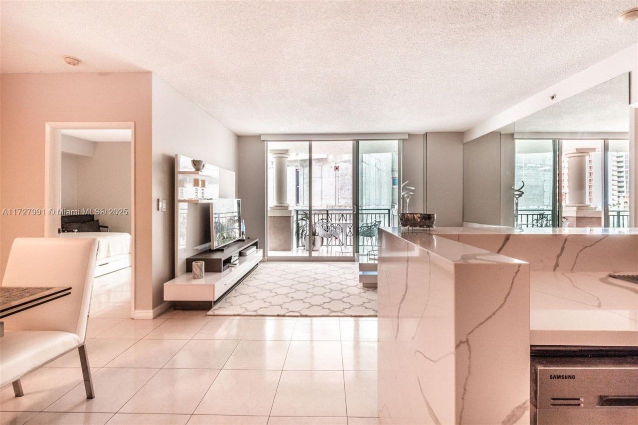 17555 E Atlantic Blvd, Unit 603, Sunny Isles Beach, FL 33160 Photo