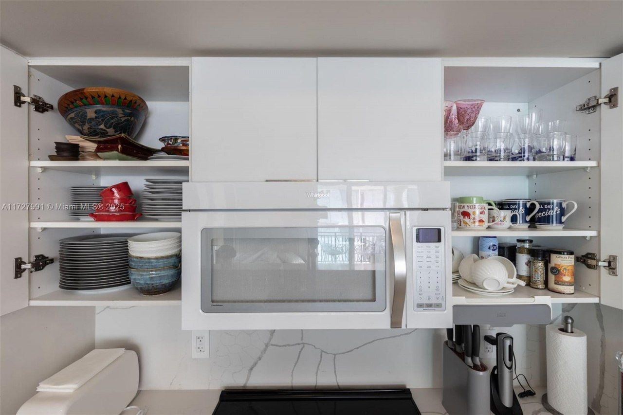 17555 E Atlantic Blvd, Unit 603, Sunny Isles Beach, FL 33160 Photo