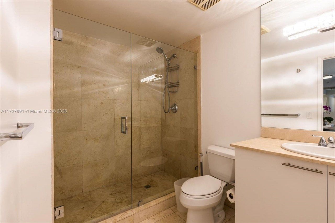 17555 E Atlantic Blvd, Unit 603, Sunny Isles Beach, FL 33160 Photo