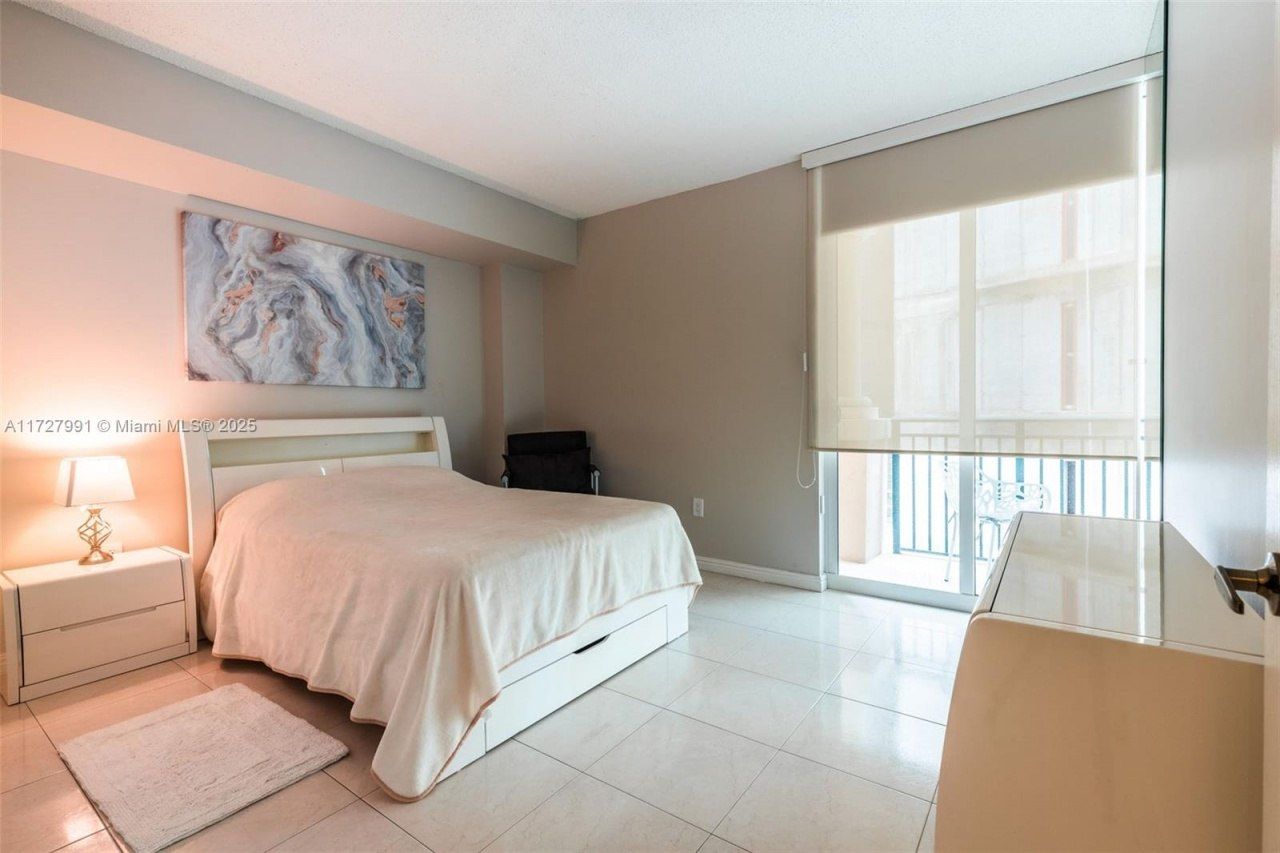 17555 E Atlantic Blvd, Unit 603, Sunny Isles Beach, FL 33160 Photo