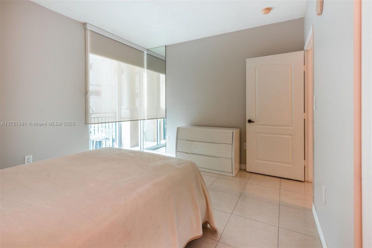 17555 E Atlantic Blvd, Unit 603, Sunny Isles Beach, FL 33160 Photo