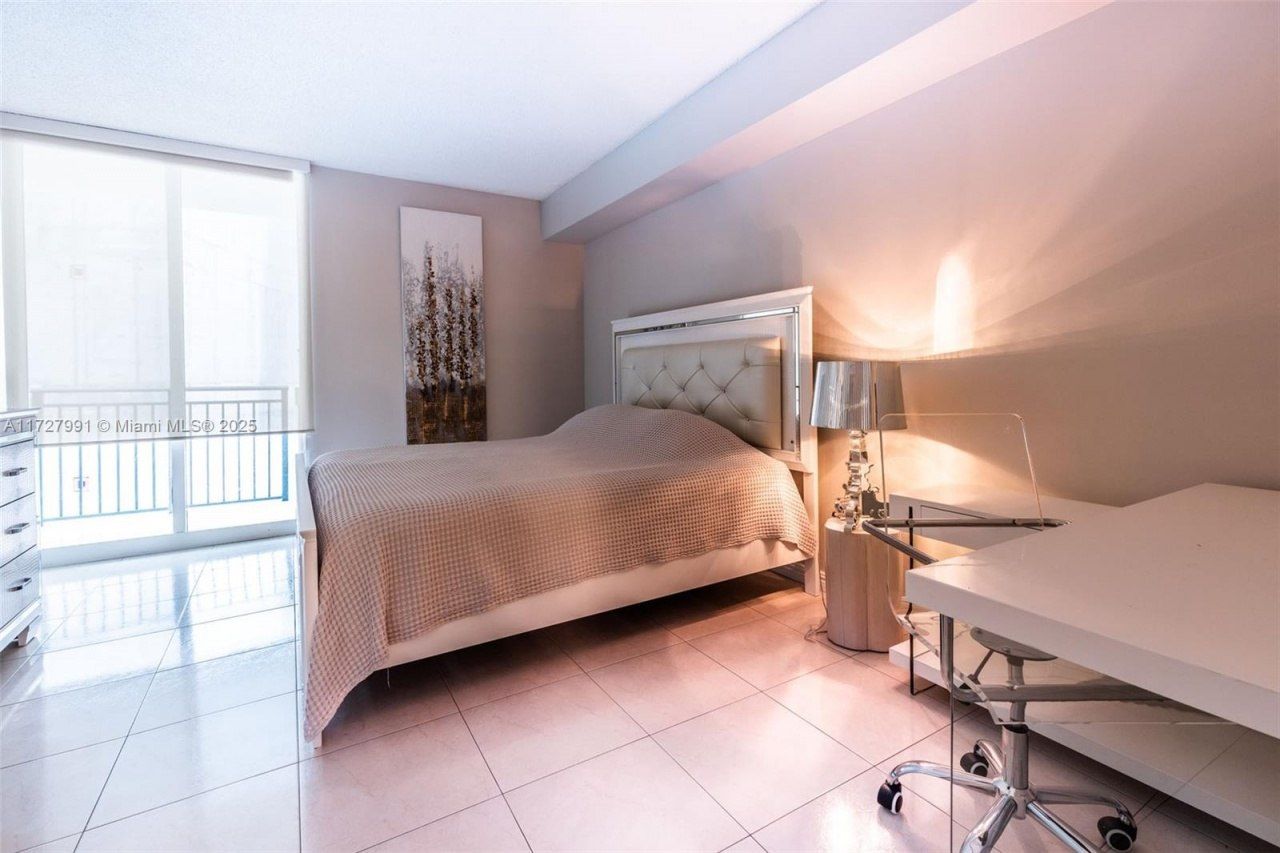 17555 E Atlantic Blvd, Unit 603, Sunny Isles Beach, FL 33160 Photo