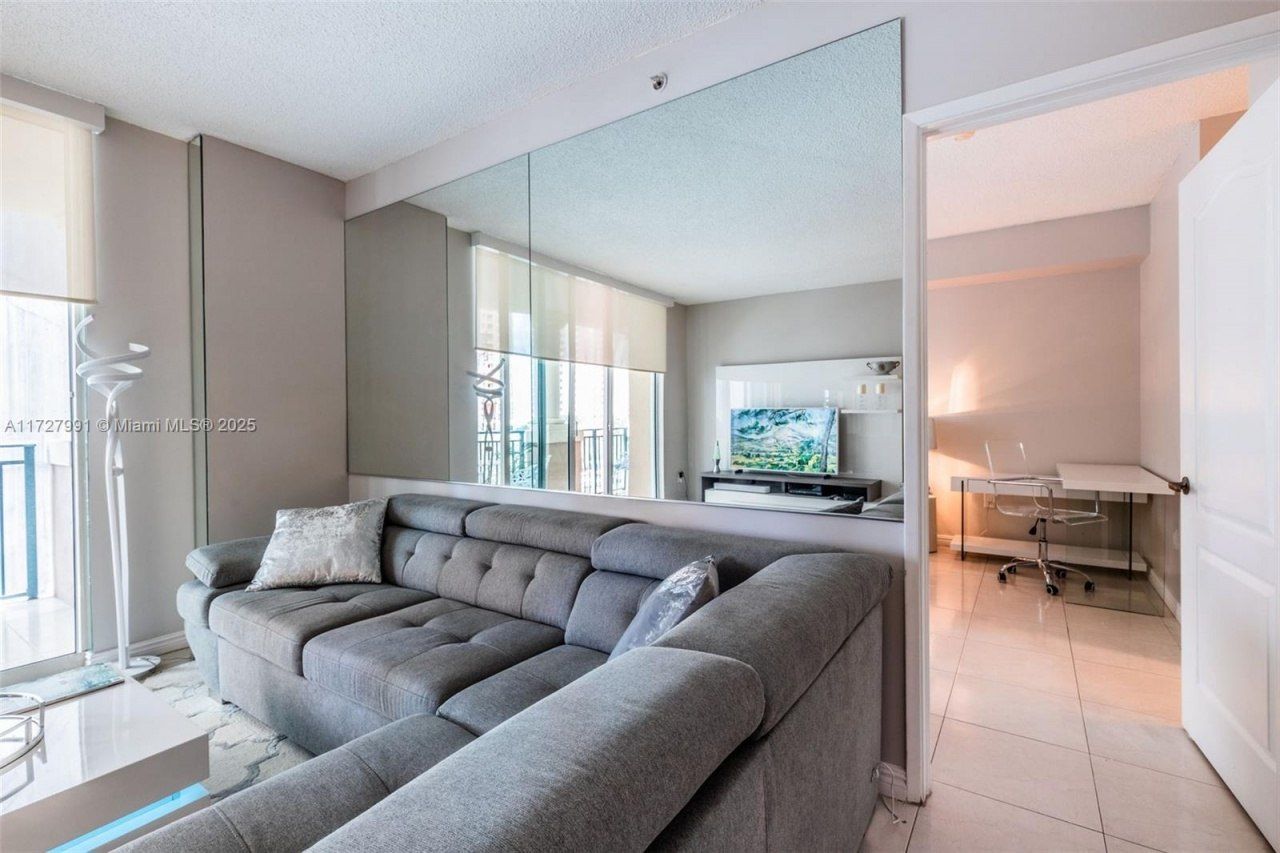 17555 E Atlantic Blvd, Unit 603, Sunny Isles Beach, FL 33160 Photo