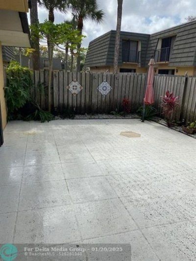 1204 12th Way, West Palm Beach, FL 33407 Photo