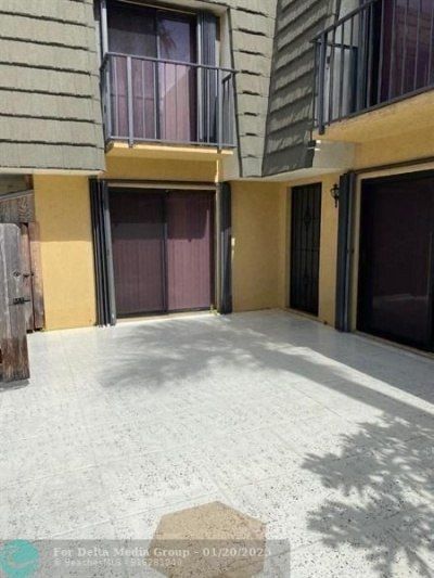 1204 12th Way, West Palm Beach, FL 33407 Photo