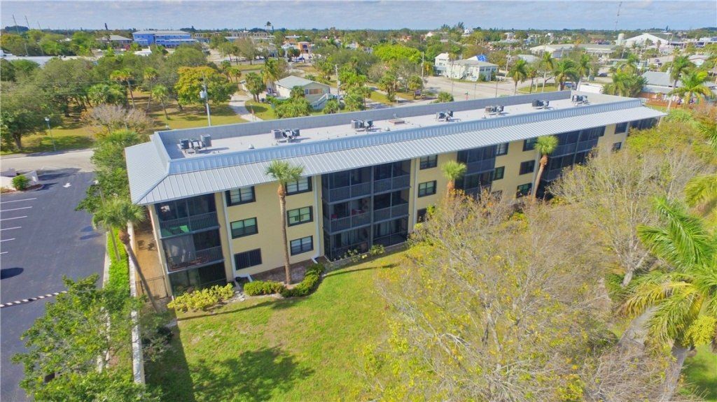 701 N Indian River Drive, Unit 107, Fort Pierce, FL 34950 Photo