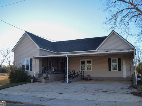 161 College Street, Parrott, GA 39877