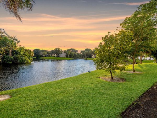 3000 NW 42nd Avenue, Unit B101, Coconut Creek, FL 33066