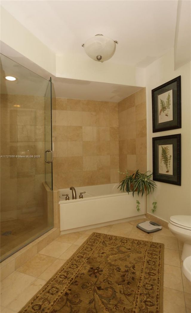 6365 Collins Ave, Unit 3401, Miami Beach, FL 33141 Photo