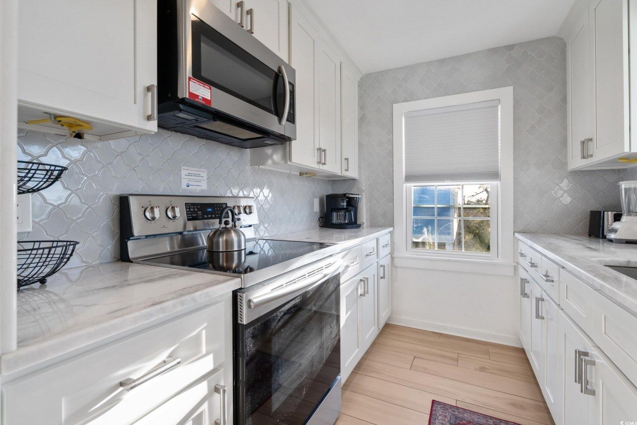 147 Anglers Dr. Photo 11