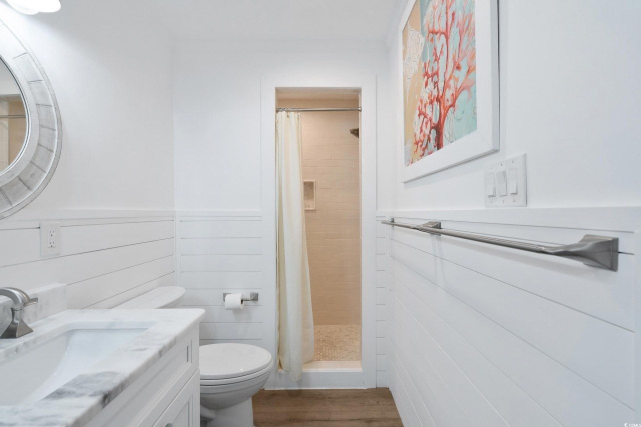 147 Anglers Dr. Photo 17