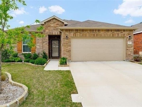 317 Mariscal Place, Fort Worth, TX 76131