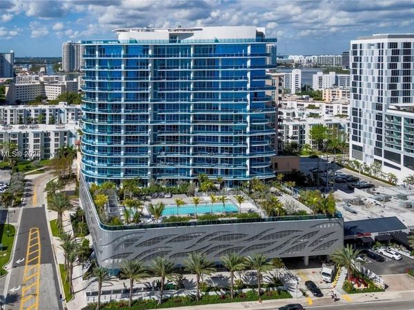 17550 Collins Ave, Unit 601, Sunny Isles Beach, FL 33160