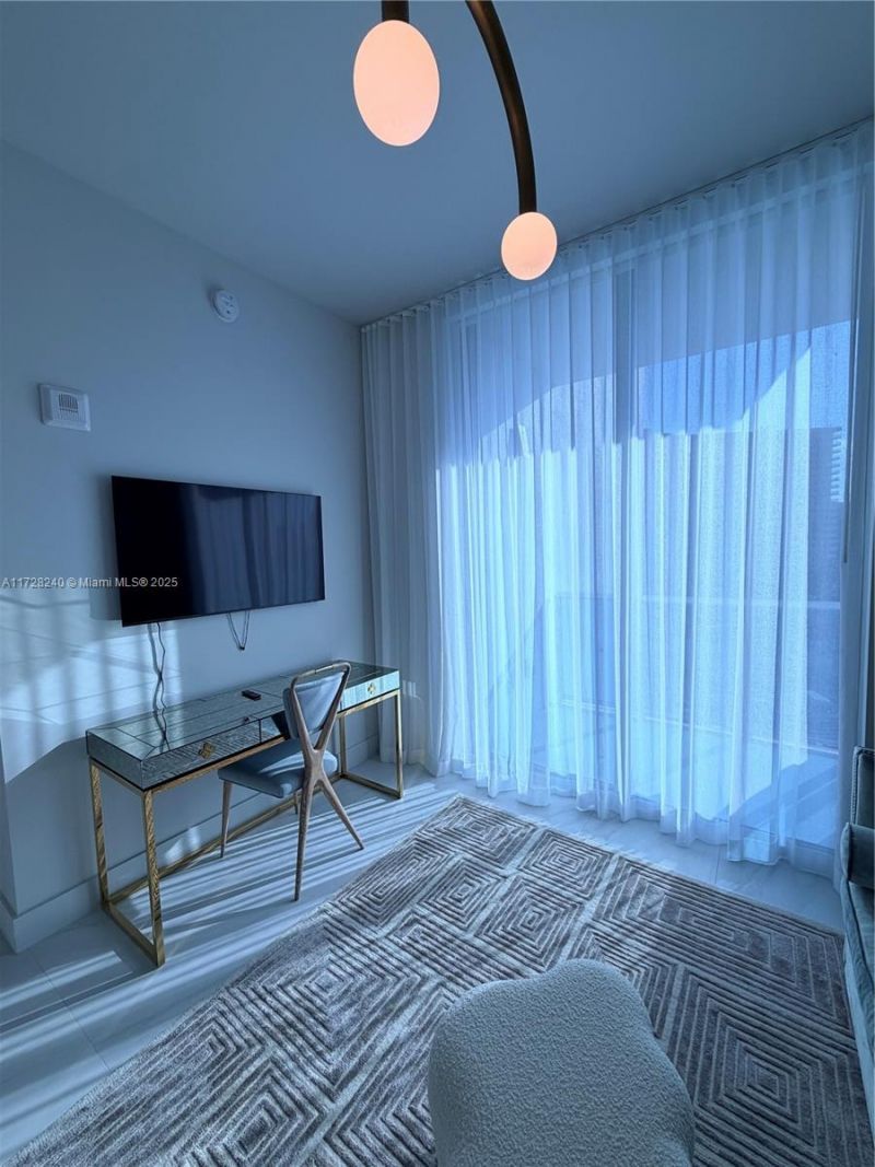 17550 Collins Ave, Unit 601, Sunny Isles Beach, FL 33160 Photo