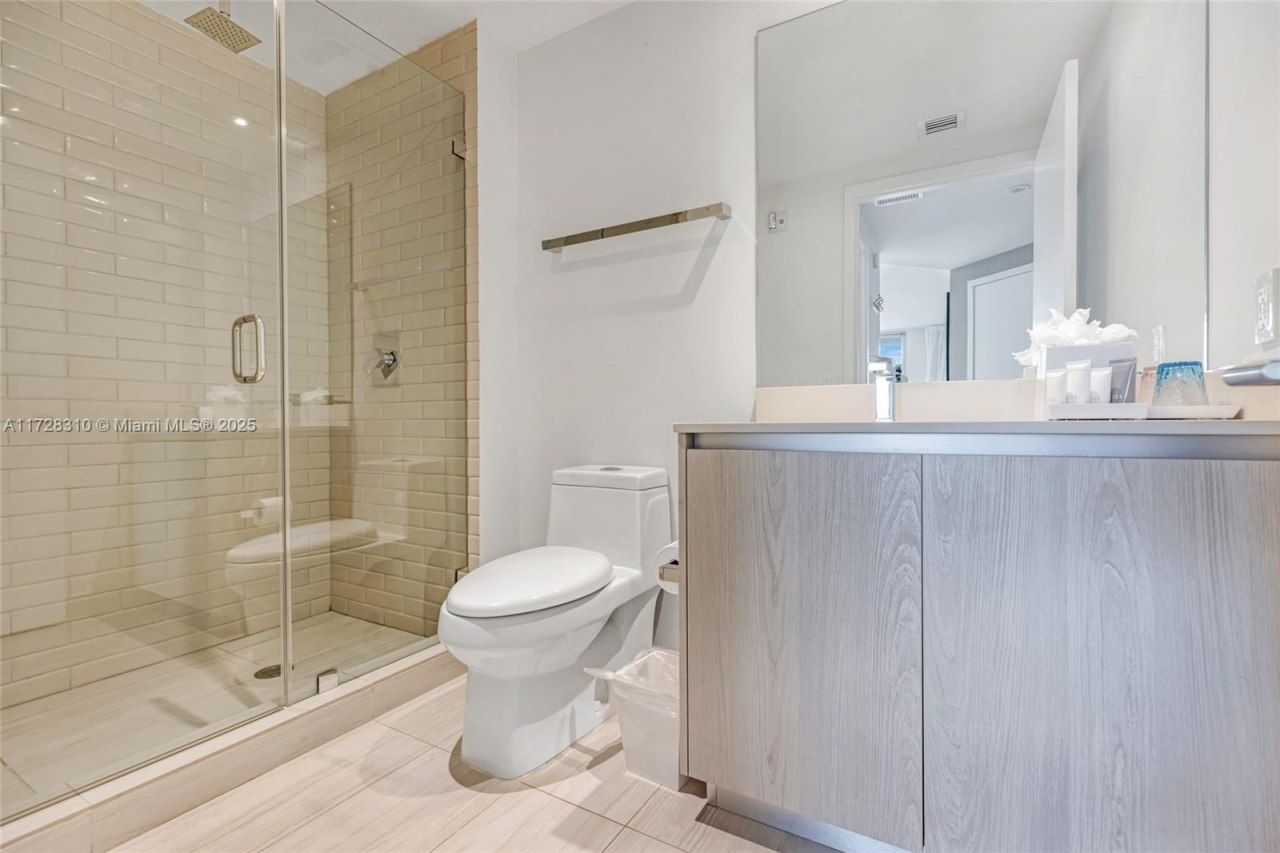 4010 S Ocean Dr, Unit R1601, Hollywood, FL 33019 Photo