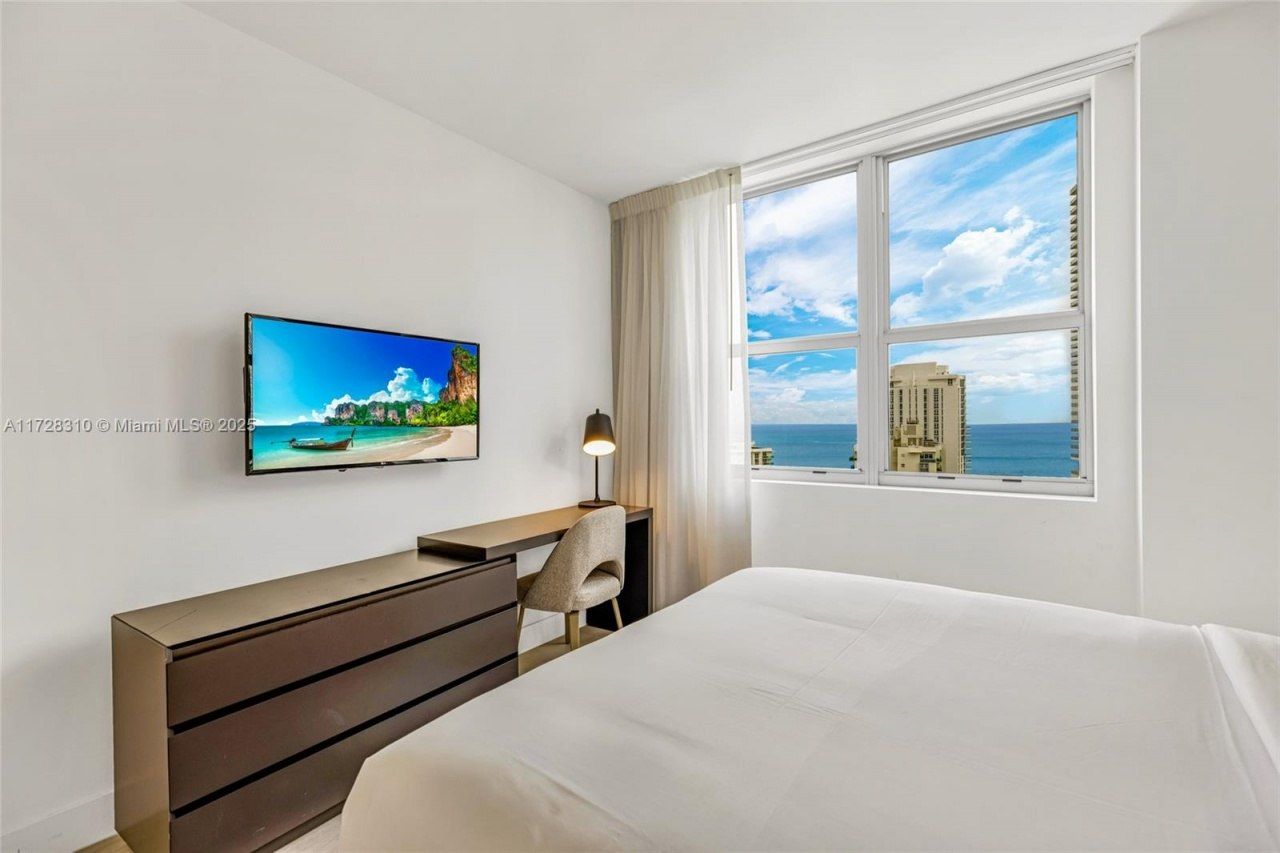 4010 S Ocean Dr, Unit R1601, Hollywood, FL 33019 Photo