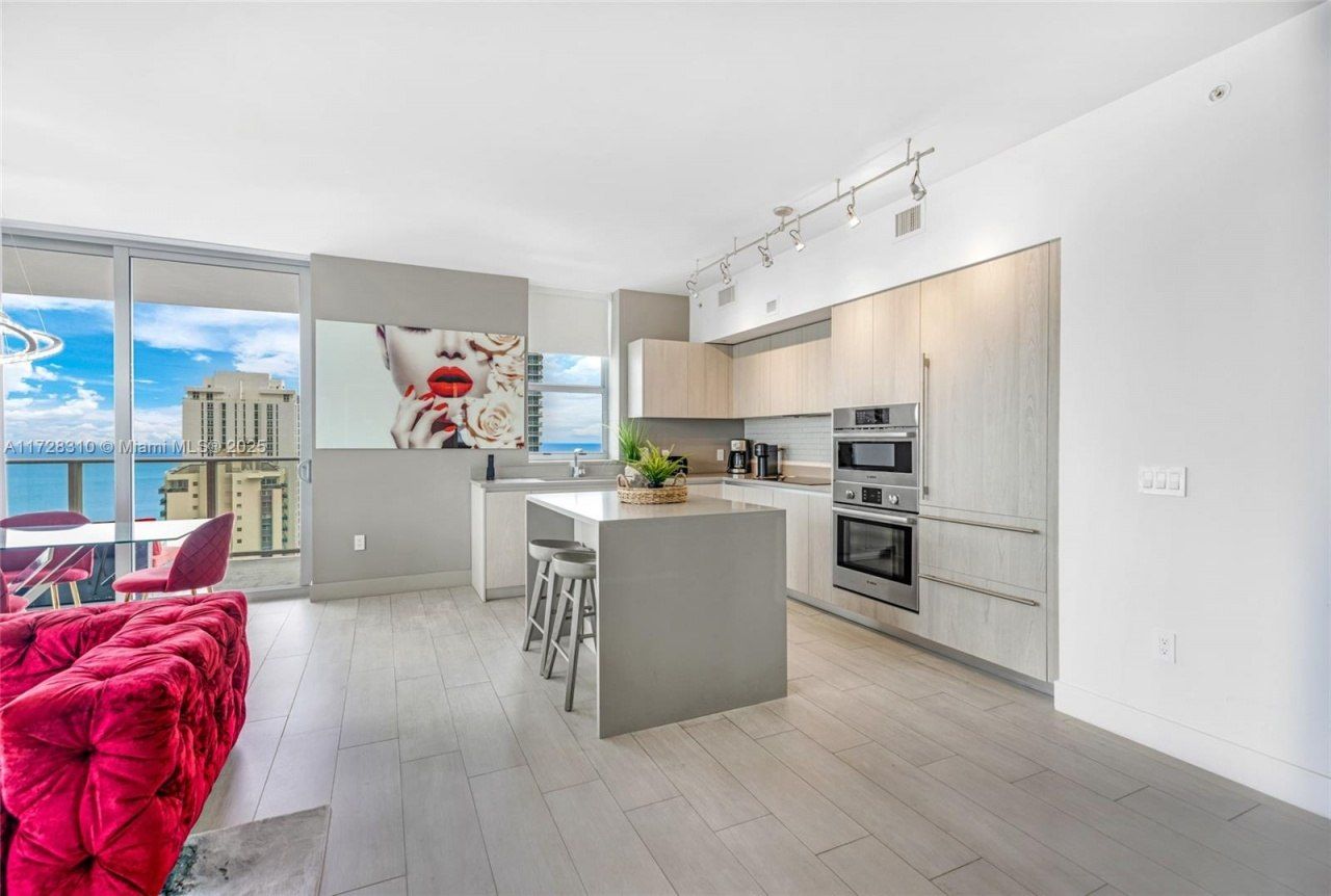 4010 S Ocean Dr, Unit R1601, Hollywood, FL 33019 Photo