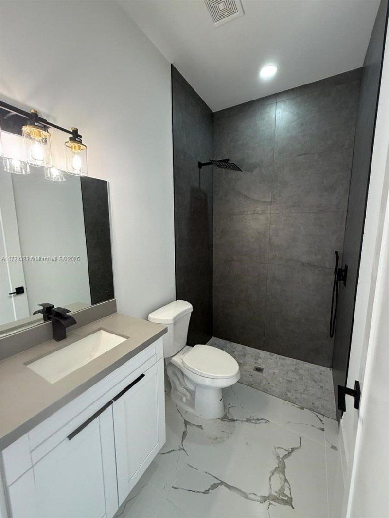 1320 NE 14th Ave, Cape Coral, FL 33909 Photo