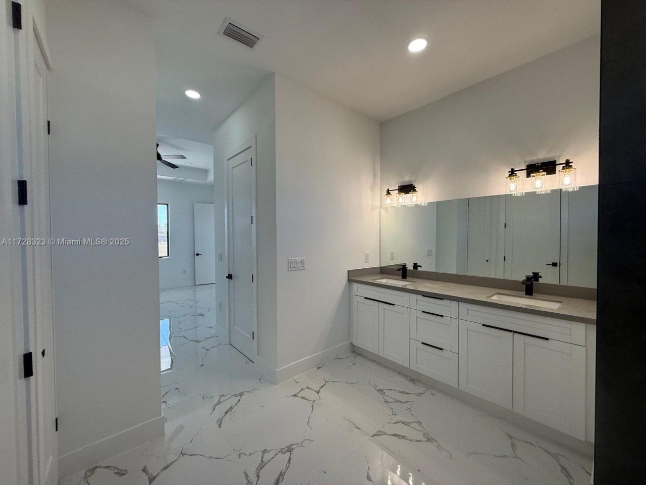 1320 NE 14th Ave, Cape Coral, FL 33909 Photo