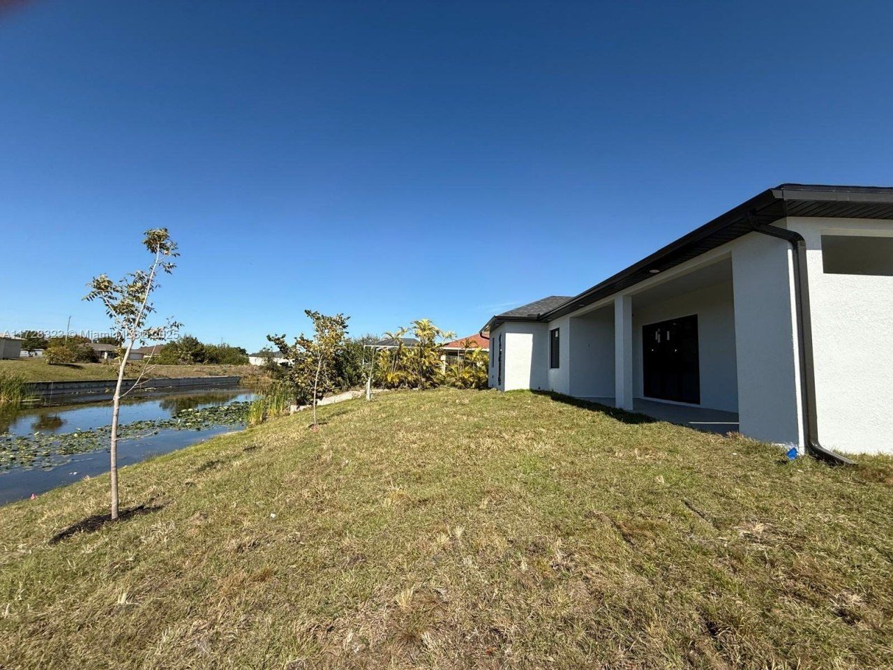 1320 NE 14th Ave, Cape Coral, FL 33909 Photo