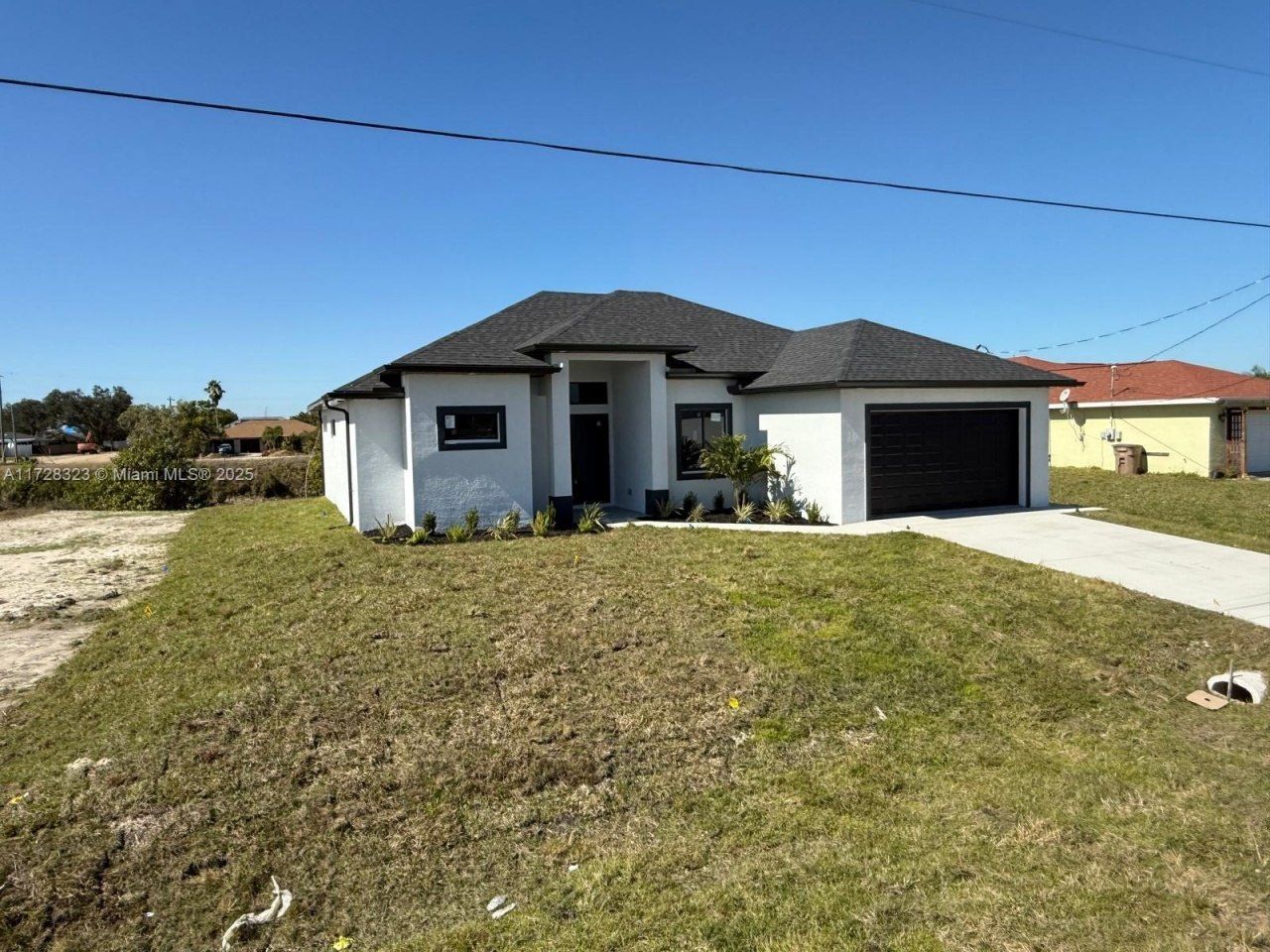 1320 NE 14th Ave, Cape Coral, FL 33909 Photo