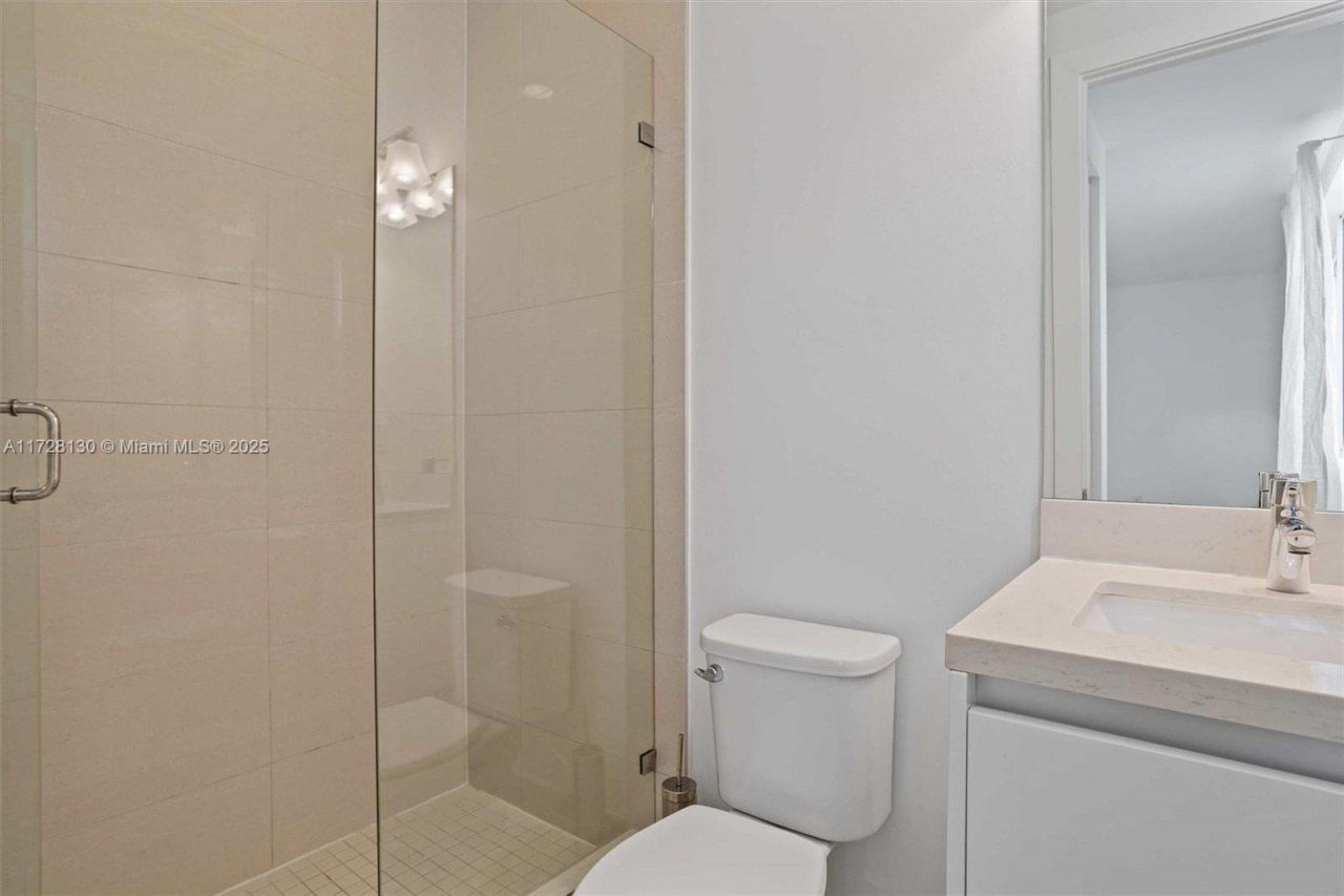 10296 NW 74th Ter, Doral, FL 33178 Photo