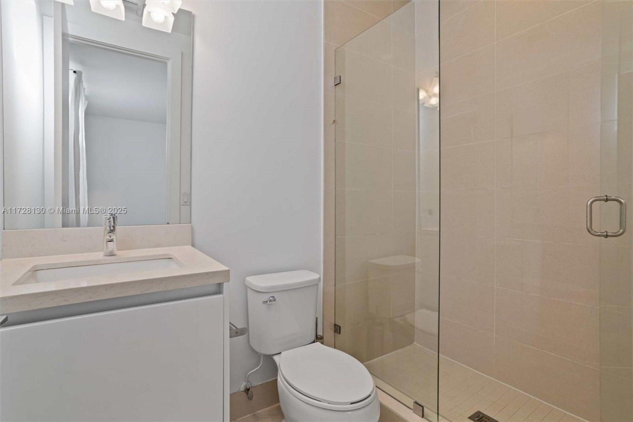 10296 NW 74th Ter, Doral, FL 33178 Photo