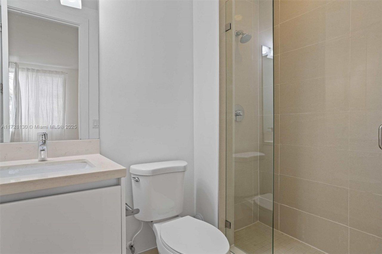 10296 NW 74th Ter, Doral, FL 33178 Photo