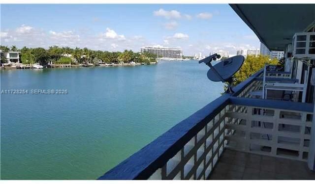 6484 Indian Creek Dr, Unit 310, Miami Beach, FL 33141 Photo