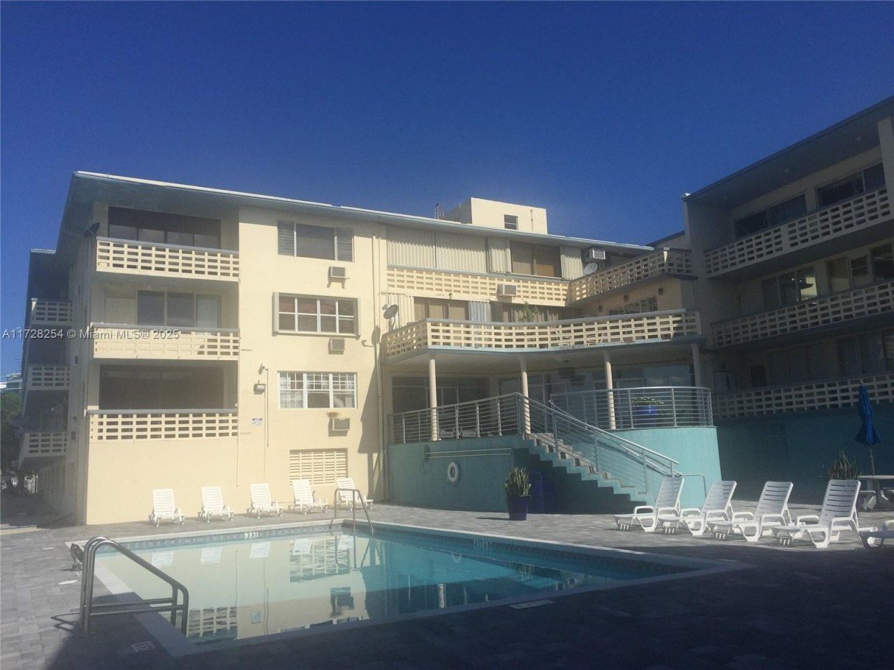 6484 Indian Creek Dr, Unit 310, Miami Beach, FL 33141 Photo