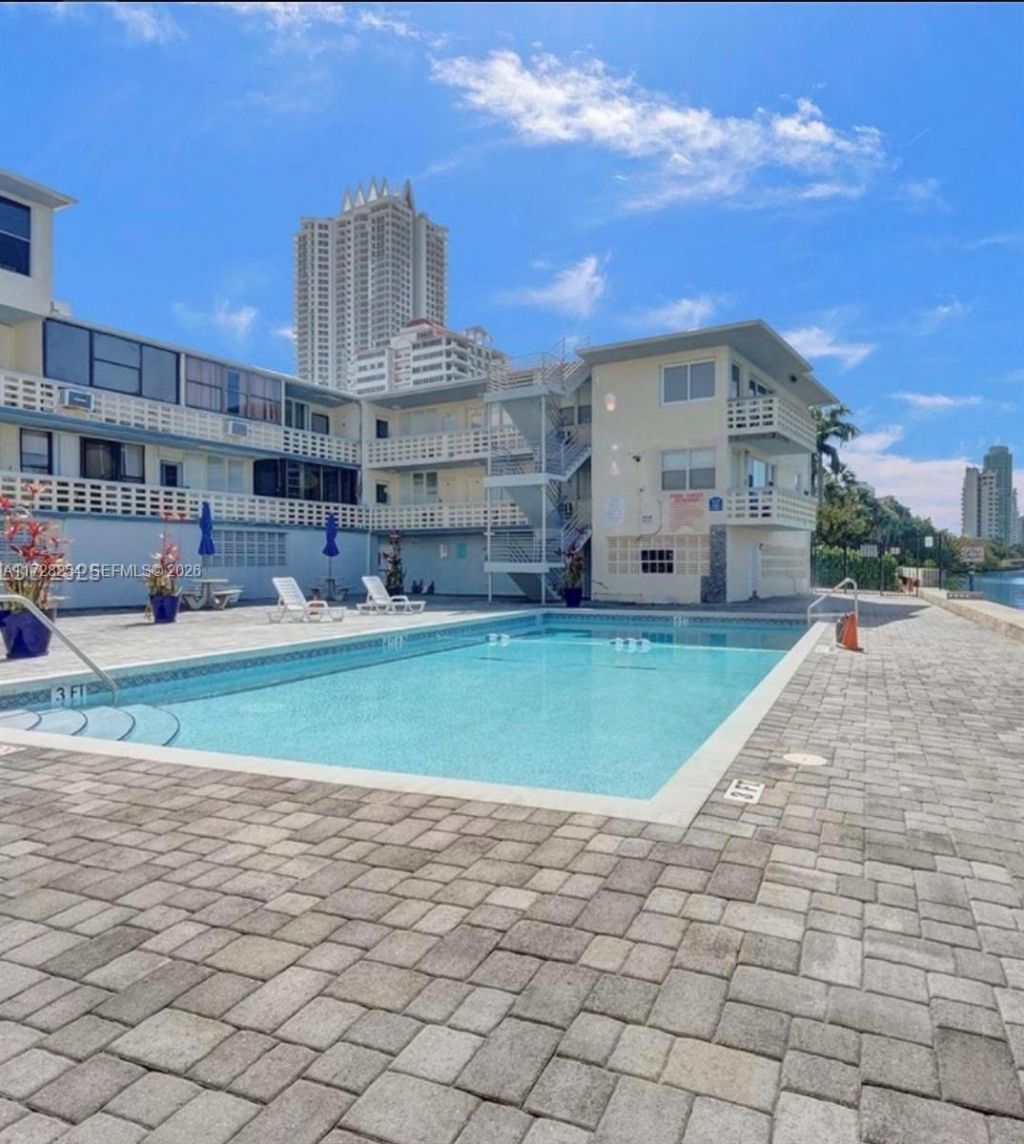 6484 Indian Creek Dr, Unit 310, Miami Beach, FL 33141 Photo